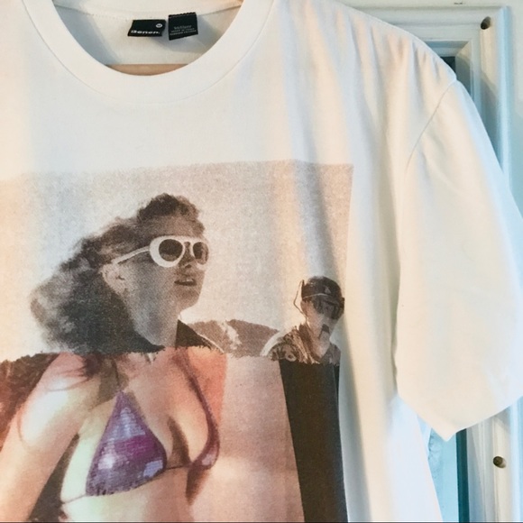 Bench Short Sleeve T-Shirt - Picture 3 of 5